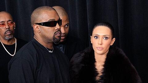 Kanye West und Bianca Censori bei den Grammy Awards im Februar.