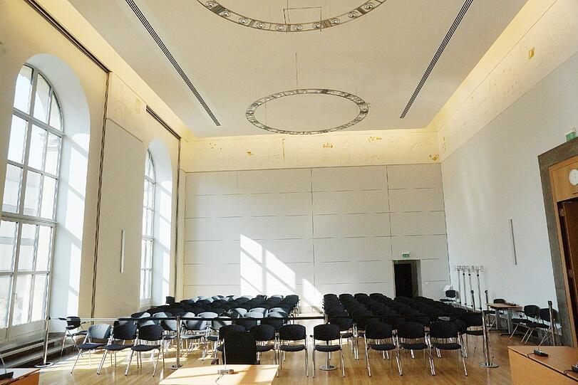 Bilder aus dem Justizpalast und dem Gerichtssaal, in dem der Steuer-Prozess um Uli Hoeneß stattfindet.