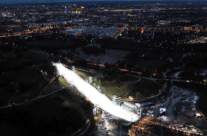Der Olympiaberg in weiß: Das letzte Mal fand der Parallel-Slalom in München am 01.01.2013 statt.