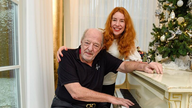 Ralph Siegel und seine Ehefrau Laura er&ouml;ffnen noch im M&auml;rz ein Restaurant.