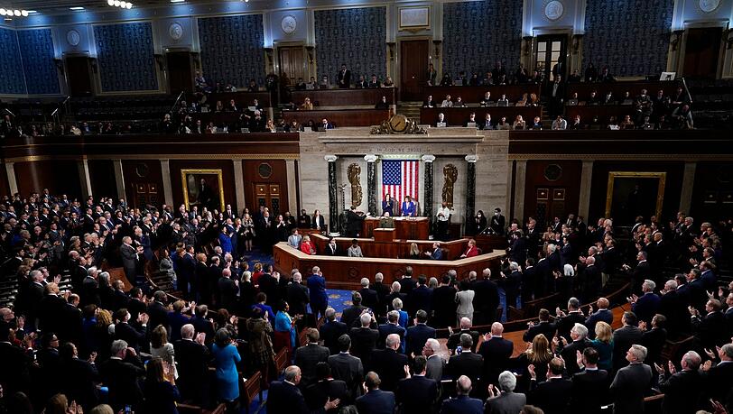 Selenskyj spricht bei einer gemeinsamen Sitzung des Kongresses auf dem Capitol Hill in Washington. Selenskyj spricht bei einer gemeinsamen Sitzung des Kongresses auf dem Capitol Hill in Washington.
