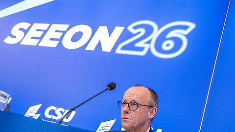 Bundeskanzler Friedrich Merz lobt die Abl&auml;ufe in Berlin zur Bew&auml;ltigung der Stromkrise.