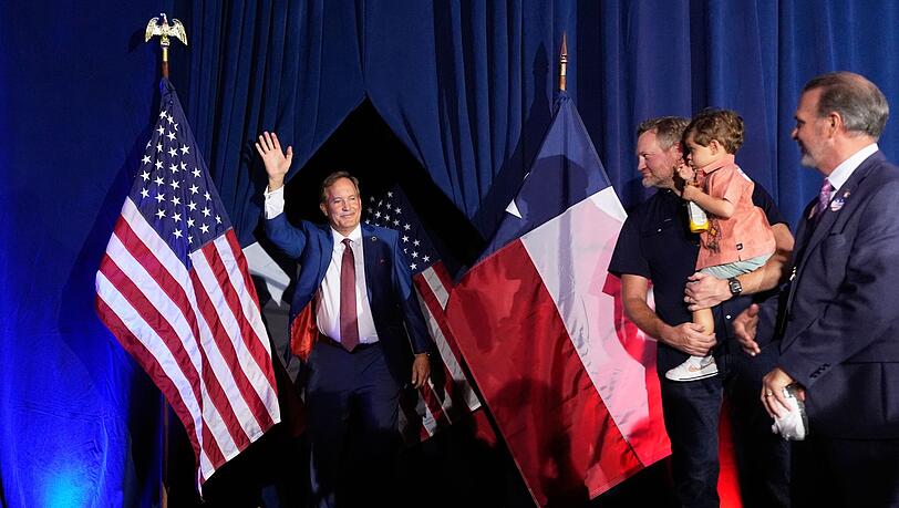Paxton gewinnt Vorwahl in Texas. Paxton gewinnt Vorwahl in Texas.