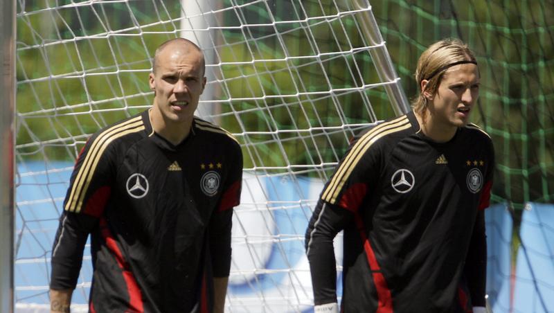 „Wir gehen das sehr gelassen an und wollen den Konkurrenzkampf fördern.“ Bundestrainer Löw über das Duell zwischen Robert Enke (l.) und René Adler um die Nummer eins im DFB-Tor. Foto: firo/Augenklick „Wir gehen das sehr gelassen an und wollen den Konkurrenzkampf fördern.“ Bundestrainer Löw über das Duell zwischen Robert Enke (l.) und René Adler um die Nummer eins im DFB-Tor. Foto: firo/Augenklick