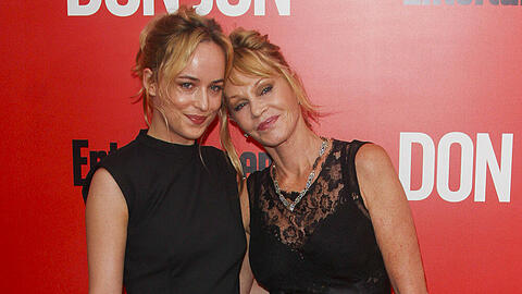 Melanie Griffith (r.) und Tochter Dakota Johnson auf der Premiere von "Don Jon" in New York