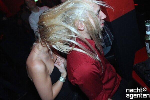 Auch in der Nachtgalerie sind viele Partygänger in ihrem Element. Mehr Bilder unter: www.nachtagenten.de