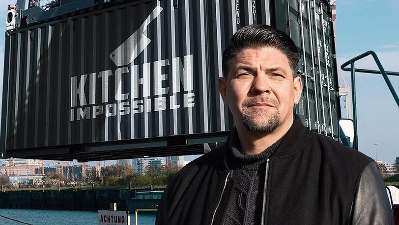 Die achte Staffel von "Kitchen Impossible" mit Tim Mälzer ist gestartet.