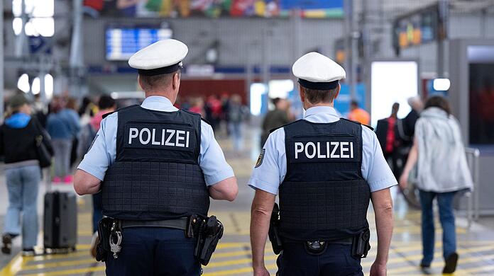 Bundespolizisten nahmen den Angaben zufolge den Tatverdächtigen am Münchner Hauptbahnhof fest. (Symbolbild)