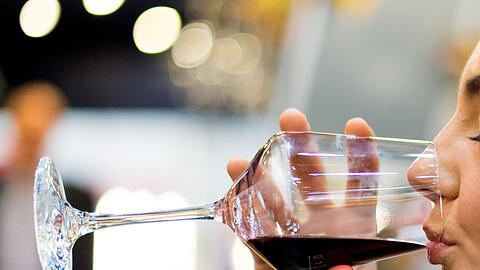 Viele Menschen bevorzugen leichtere Weine. (Symbolfoto)