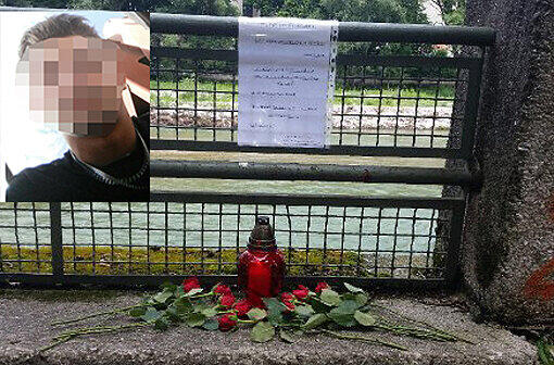 An der Isar legen Freunde Blumen nieder und entzünden ein Grablicht. &bdquo;Wir werden dich nie vergessen&ldquo;, schreiben sie als letzten Gruß an Stefan D. (kl. Bild).