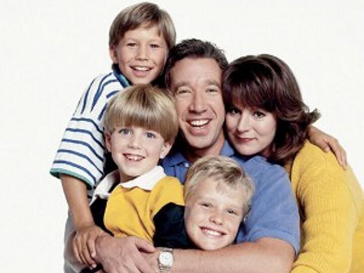 Patricia Richardson (r.) schließt ein Wiedersehen mit ihrer Serienfamilie aus