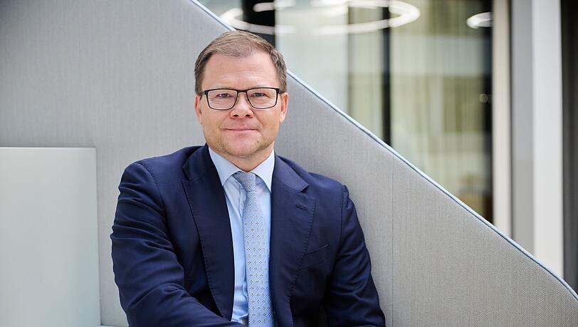 Wenn es nach Bundesumweltminister Carsten Schneider geht, bleibt die Klima-Wirkung des Heizungsgesetzes auch nach der Reform erhalten.