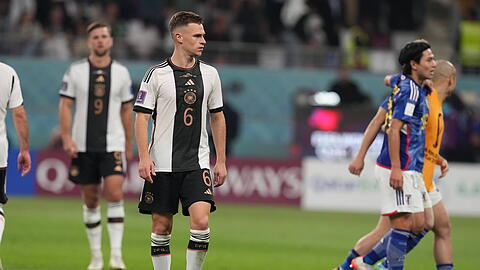 Blo&szlig; kein Hattrick: Zum Auftakt der WM in Katar 2022 kassiert der DFB eine Niederlage (gegen Japan), wie vier Jahre fr&uuml;her (gegen Mexiko).