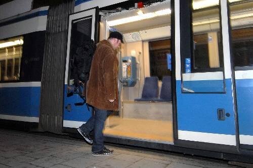 Feierabend: Lindemann macht sich auf den Heimweg.