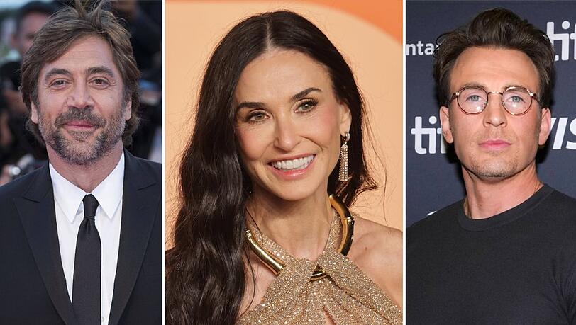 Javier Bardem (li.), Demi Moore und Chris Evens pr&auml;sentieren jeweils einen Oscar.