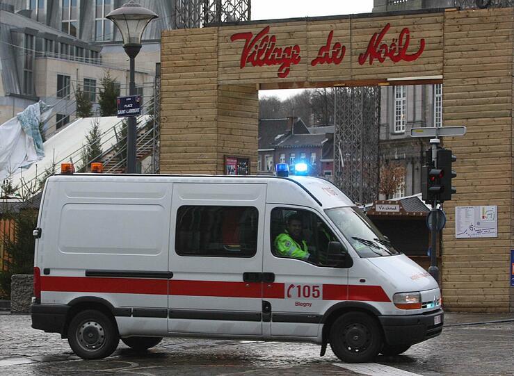 Handgranaten und Kalaschnikow: Bei einem Anschlag sind in der Innenstadt von Lüttich vier Menschen ums Leben gekommen, 123 sollen verletzt worden sein.