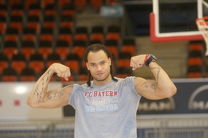 Muskeln, Tattoos, Blickfang: Chevon Troutman