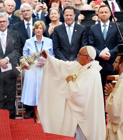 Papst Franziskus bei der Open-Air-Messe im Wallfahrtsort Tschenstochau.