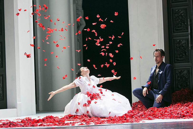 Szenen aus dem neuen "Don Giovanni" des Gärtnerplatztheaters.