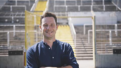 Der neue Stadionsprecher des TSV 1860: Sebastian Schäch