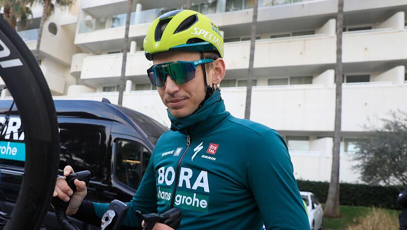 Lennard Kamna startet zu einer Trainingseinheit während des Wintercamps des Radsportteams Bora-hansgrohe auf Mallorca.
