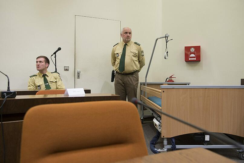 Bilder aus dem Landgericht in München: Hier soll dem mutmaßlichen Todesschützen von Dachau der Prozess gemacht werden.