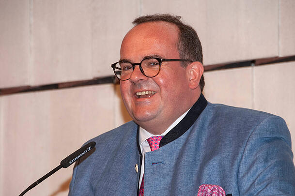 Clemens Baumgärtner ist seit 2019 Wirtschaftsreferent der Stadt München, seine Amtszeit endet 2025. (Archivbild) Clemens Baumgärtner ist seit 2019 Wirtschaftsreferent der Stadt München, seine Amtszeit endet 2025. (Archivbild)