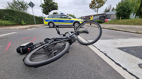 Obwohl das Tragen von Fahrradhelmen gesetzlich nicht vorgeschrieben ist, empfiehlt die Münchner Verkehrspolizei grundsätzlich allen Radfahrern, entsprechende Helme zu tragen. (Symbolbild)