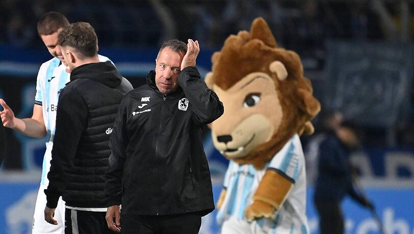 Geschafft:Trainer Markus Kauczinski nach dem Erfolg über Duisburg.