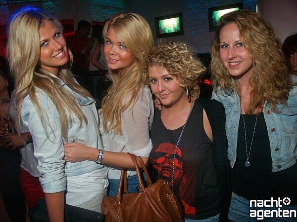 Heiße Girls und schnelle Beats: Auch unter der Woche lassen es die Münchner in den Clubs so richtig krachen. Mehr Bilder von dieser Party gibt's unter: www.nachtagenten.de.