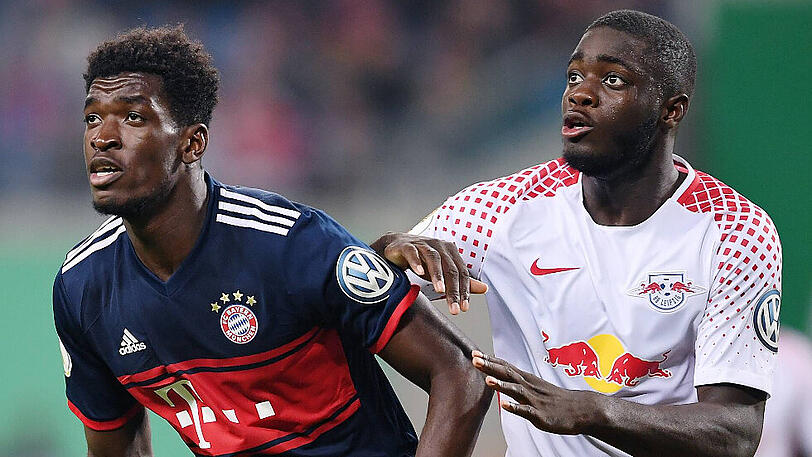 Bayern-Newcomer Kwasi Okyere Wriedt (links) und der Leipziger Dayot Upamecano.