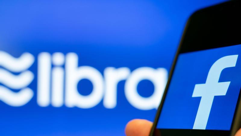 Die Logos des Internetkonzerns Facebook (r) und der von ihm vorgestellten globalen Digitalwährung Libra. Die Logos des Internetkonzerns Facebook (r) und der von ihm vorgestellten globalen Digitalwährung Libra.