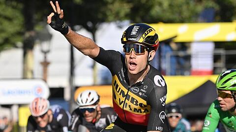 Sicherte sich den Sieg der letzten Etappe in Paris: Wout van Aert.
