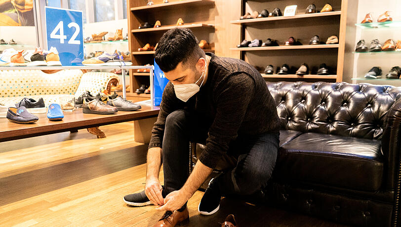 Auch dieser Schuh sitzt perfekt, da fällt einem die Auswahl nicht leicht. Auch dieser Schuh sitzt perfekt, da fällt einem die Auswahl nicht leicht.