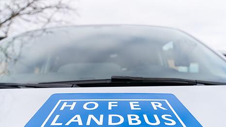 Im Landkreis Hof ist der Landbus inzwischen im kompletten Gebiet unterwegs - mit knapp 2.000 Haltestellen. (Archivbild)