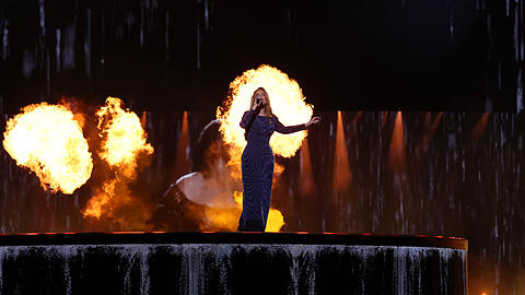 Ein großes Spektakel: Adele bei ihrem Eröffnungskonzert in München