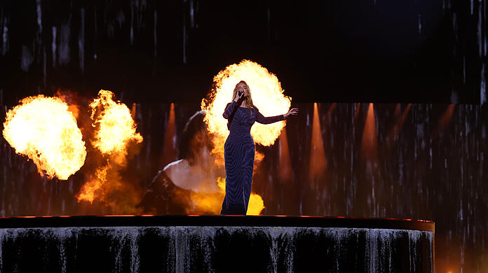 Ein großes Spektakel: Adele bei ihrem Eröffnungskonzert in München