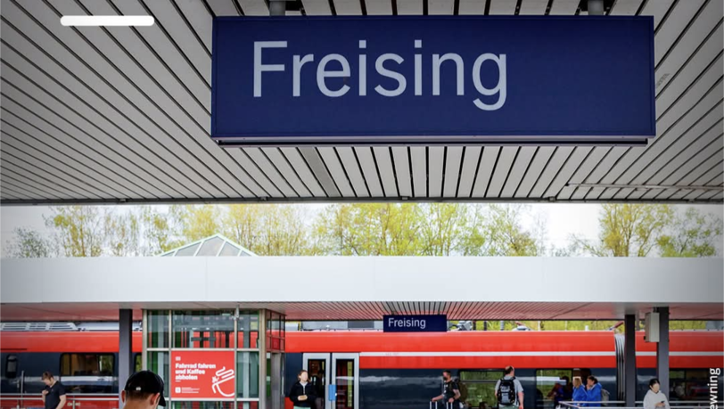 Erst vor wenigen Tagen hat die DB Regio Bayern diesen Post auf Facebook geteilt. Ob die Freisinger das bei der aktuellen Baustellen-Lage so amüsant finden?