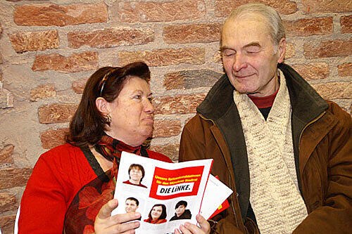 Die Arbeitslose Helga Doerfler (57) und der Lehrer Karl Jordan wählen beide "Die Linke"-