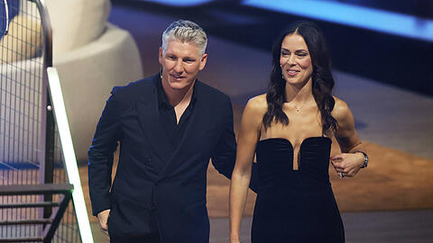 Bastian Schweinsteiger und seine Ex-Partnerin Ana Ivanovic im November 2023. Die Serbin blickt jetzt auf fr&uuml;he Erfahrungen im Sport zur&uuml;ck.