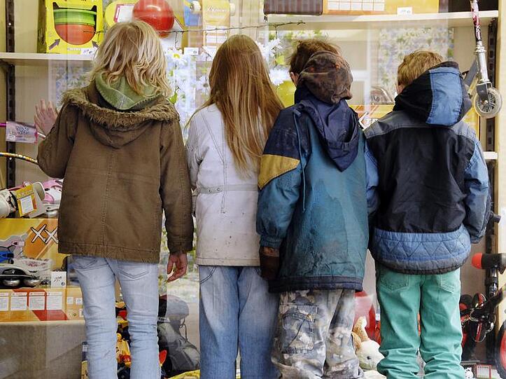Sie fixierten sie und gaben ihnen nichts zu essen - das sind nur einige der Vorwürfe gegen die Betreuer der Kinder, die in Düsseldorf betreut wurden