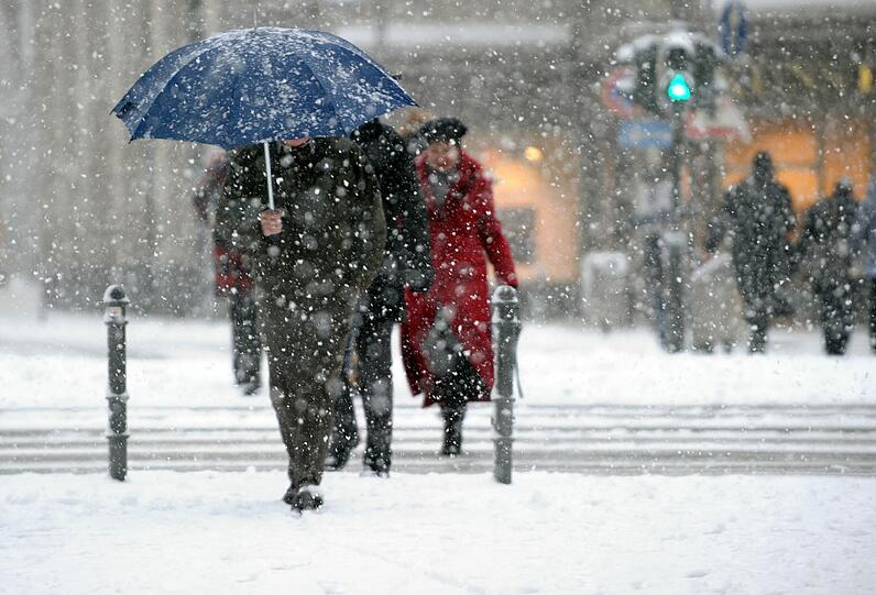 Wintereinbruch in Deutschland: Die Bilder