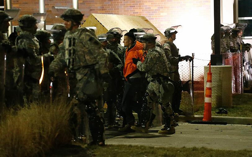 Neue Proteste wegen des Gerichtsentscheids über Michael Brown: Unruhen in New York, Los Angeles, San Francisco - Die Bilder...