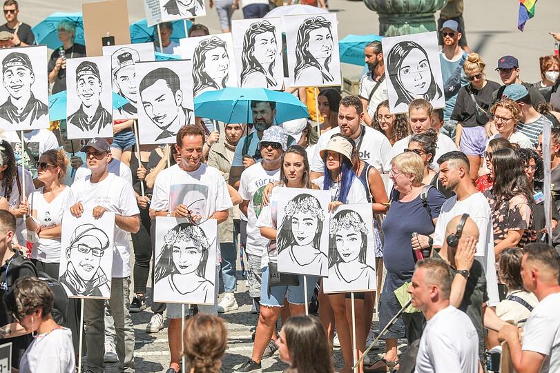 Die Demo am Jahrestag des rassistischen Anschlags.