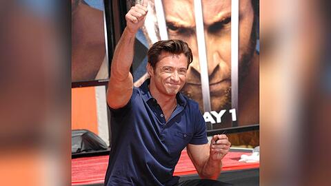 Hugh Jackman mit seinem übergroßen Alter Ego Wolverine.