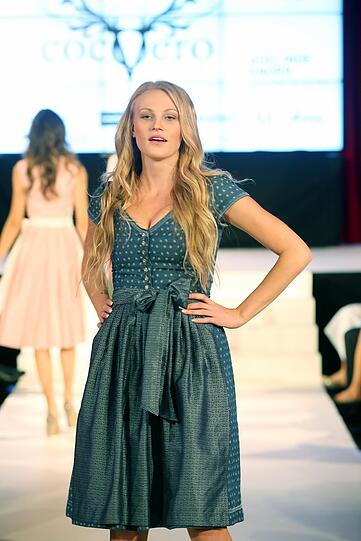Der AZ-Modelcontest feiert Finale im Silbersaal des Deutschen Theaters. Am Ende war es Jeannie, die die Jury am meisten überzeugt hat. Die 23-Jährige ist die neue Schöne Münchnerin. Die Bilder des Galaabends zum Durchklicken.