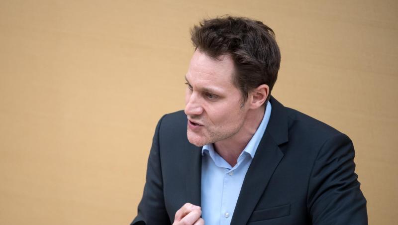Ludwig Hartmann (Grüne) spricht im bayerischen Landtag. Foto: Sven Hoppe/Archivbild