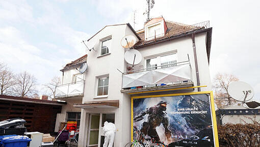 In diesem Haus in Perlach geschah die grausame Bluttat: Die Bilder vom Tatort. In diesem Haus in Perlach geschah die grausame Bluttat: Die Bilder vom Tatort.