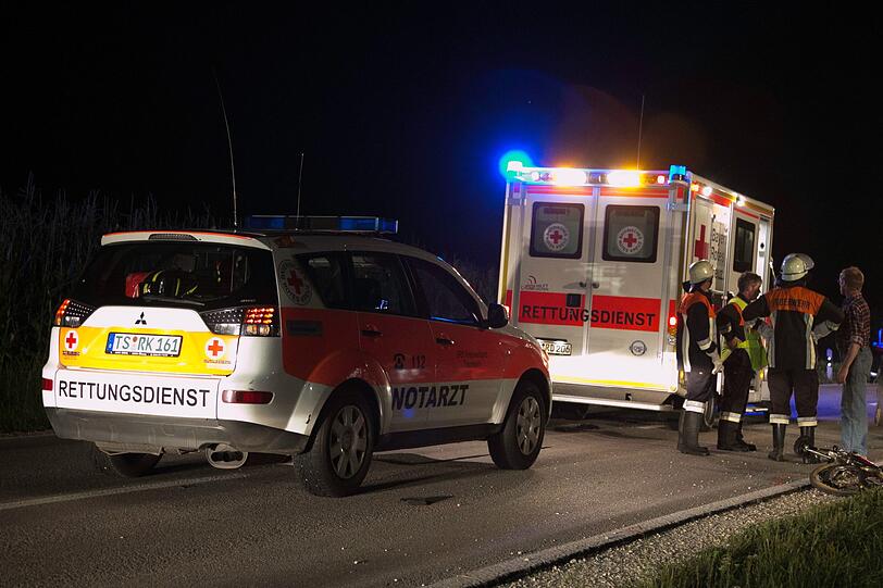 Tödlicher Unfall mit Fahrerflucht. Die Bilder vom Unfallort.