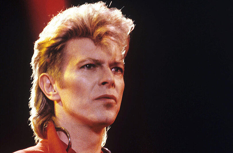 Gegen Sunderland traf Ramsey im Pokal, noch am selben Tag verstarb David Bowie (69) am 10. Januar 2016 an Krebs.
